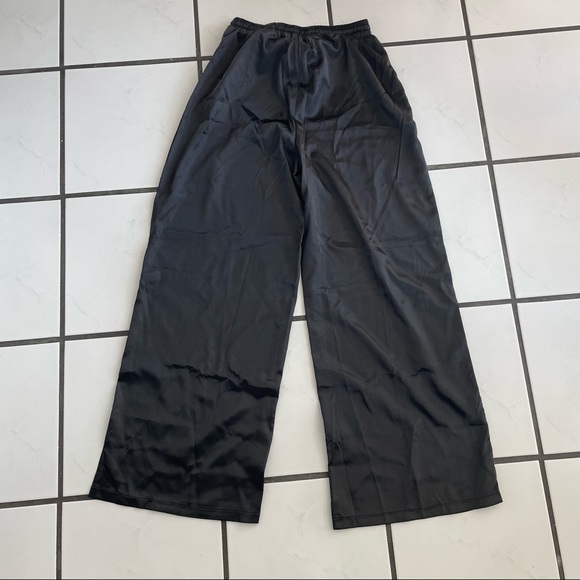 PLT black satin pants - Picture 2 of 2